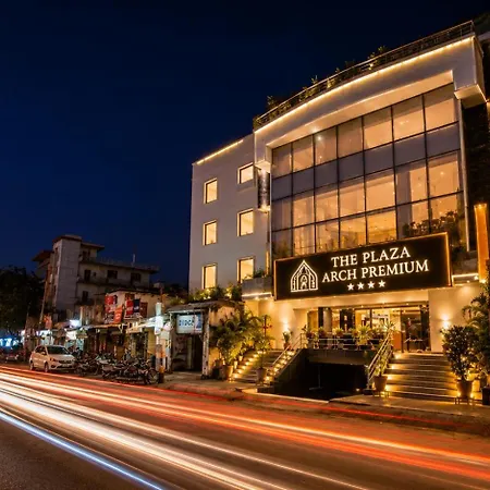 The Plaza Arch Premium - Indira Gandhi Int'L Airport-2
